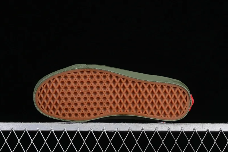 All Categories Vans Vans Series Vans Mid Vans China Vans TDC Sk8-Mid Reissue 83 Mg 2024 Spring and Summer Limited Edition Low-top Casual Sneakers VN000E7JAMB